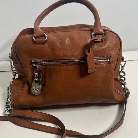Michael kors brown leather cross body bag size medium - Picture 1 of 10